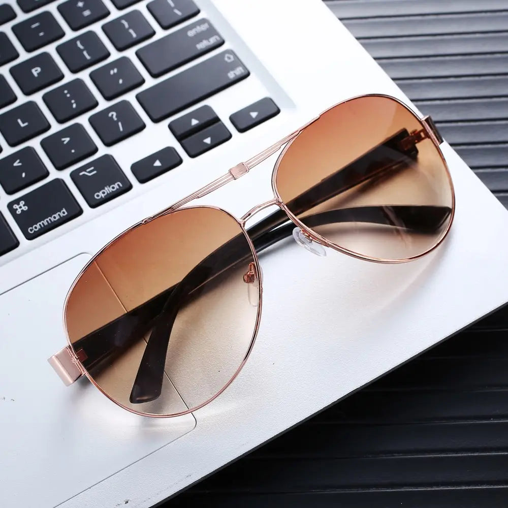 Men's Gift Box - Elegance Set with Creative Watch, Automatic Buckle Belt, Quality Wallet and Trendy Sunglasses